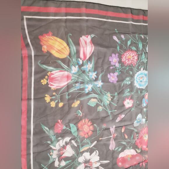 Stunning Made in Italy 100% Silk Floral Scarf Pareo Shawl 76x42 inches - Picture 2 of 13